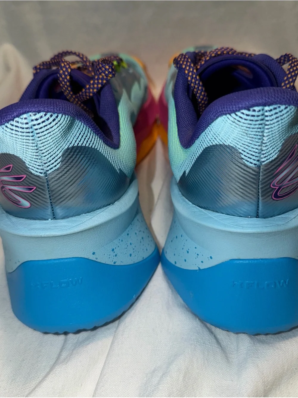 Under Armour Curry Flow 10 - Cotton Candy Basketball Shoes - new w/out box sz 12